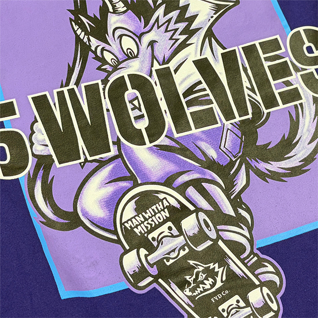【一般販売】MWAM_5 WOLVES ロンT (ライトパープル)